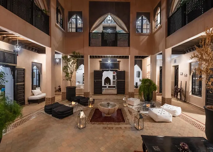 Riad Basidi piscine chauffée sur le toit de la médina Marrakesh