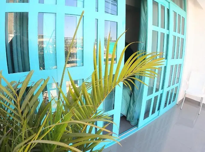 Aquamarine Paracas Beach Hostal