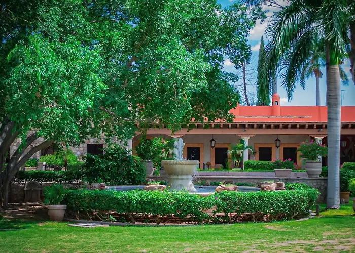 Hacienda De Los Santos Álamos