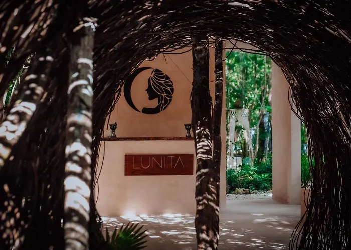 Lunita Jungle Hotel Puerto Morelos