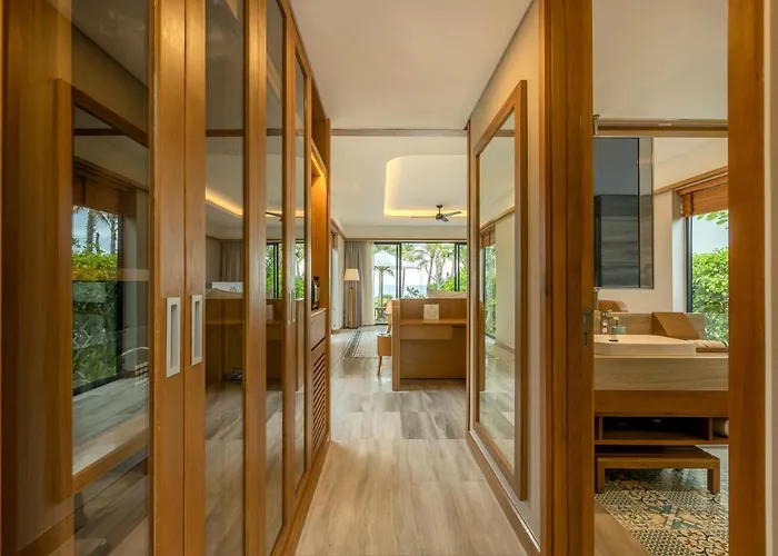 Selectum Noa Resort Cam Ranh