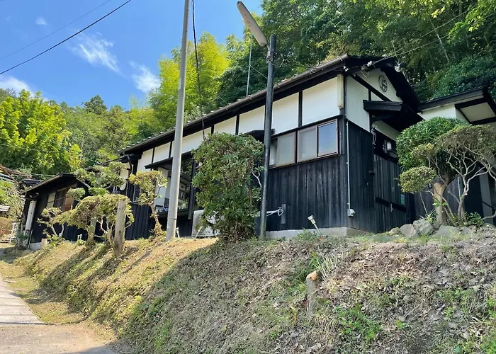 Bamboo Village Guest House Naoshima