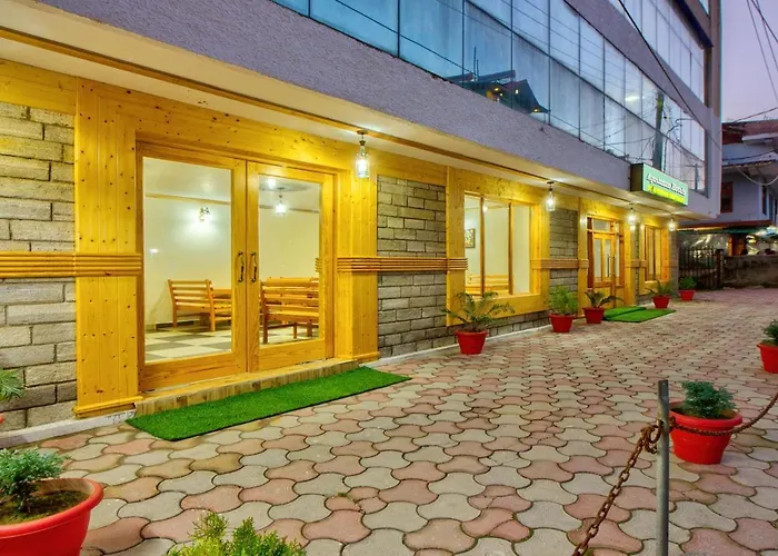 Ayushman Hotels Manali 