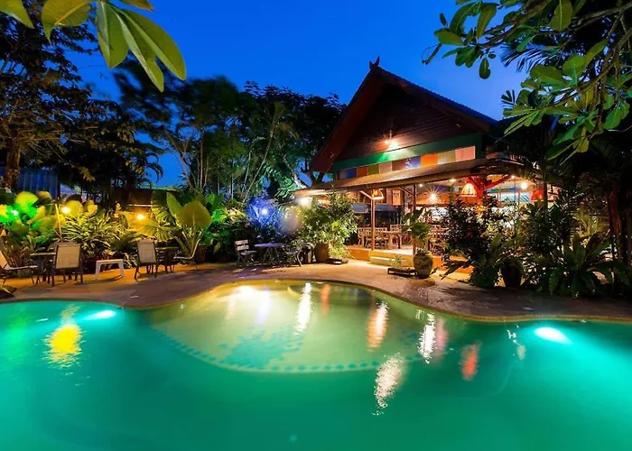 Oasis By Four Twenty Hotel Chalong