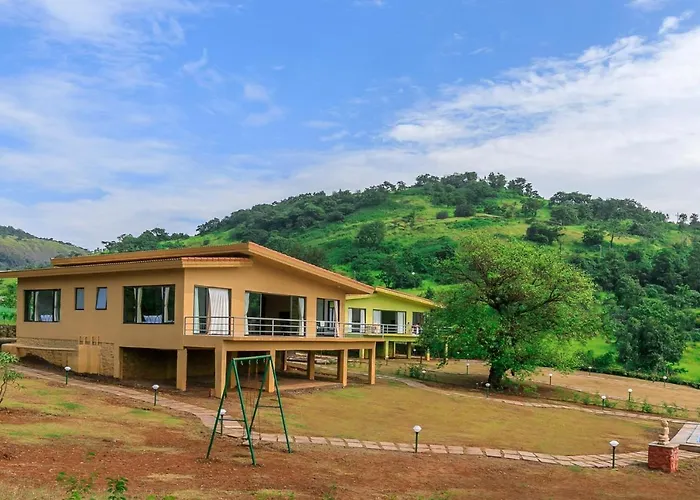 Stayvista'S Shivom Villa 2 - A Serene Escape With Views Of The Valley And Lake Lonavala
