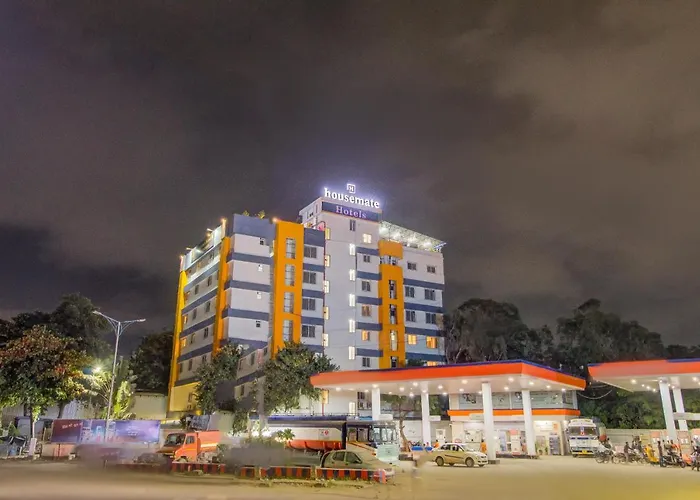 Housemate Hotel Pune