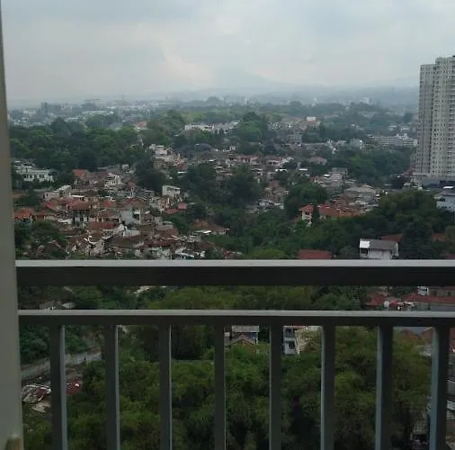 Galeri Ciumbuleuit Apartment 3 By Gezonder Bandung