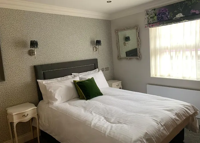 The Pig And Whistle Hotel London