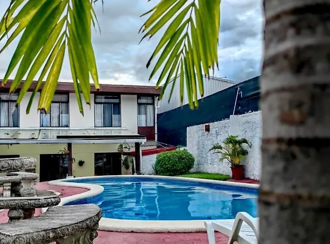 Hotel Casa Tago Alajuela