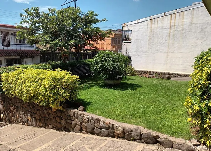 Hotel Casa Tago Alajuela