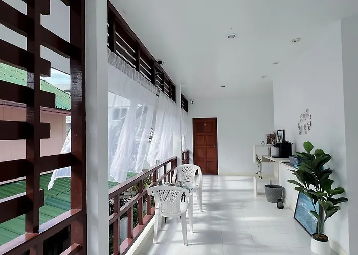 The 4 Blocks At Kata Noi Hotel