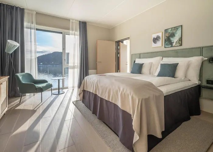 Home Hotel Arcticus Harstad