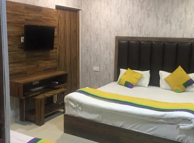 Fabhotel Dm Residency Amritsar