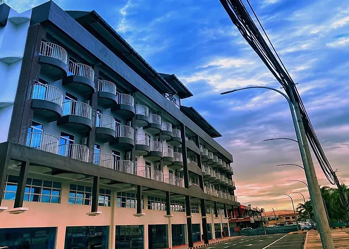 Wing Tat Grand Hotel Semporna