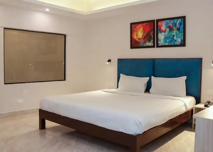 Sandbanks Beach Resort Arambol