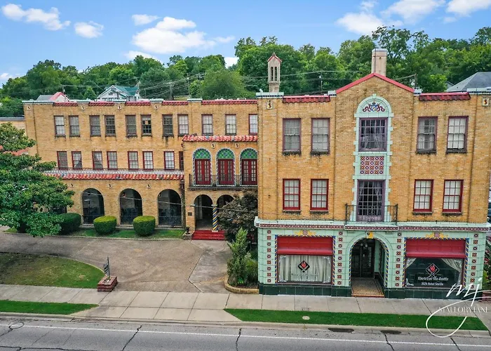 Hotel Seville Harrison