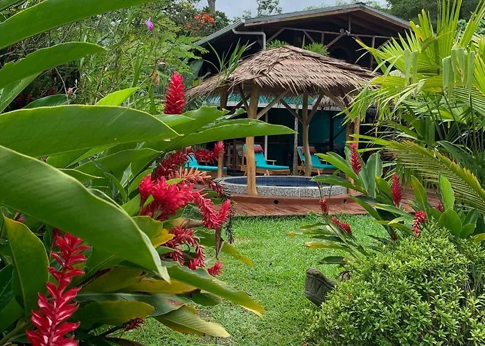 Casa Mambo Bed & Breakfast Cahuita
