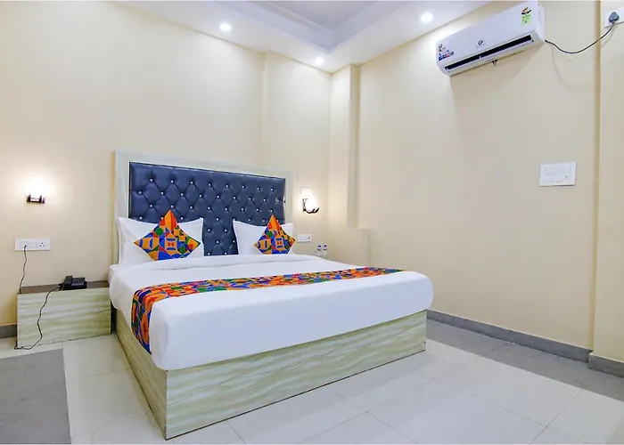 Fabhotel Devise Residency New Delhi