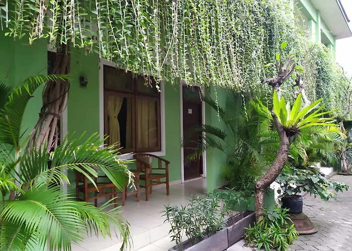 Purnama House Kuta Hotel