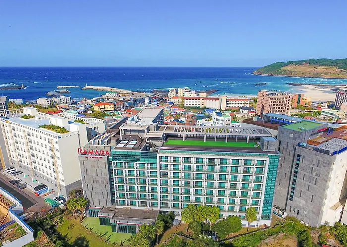 Ramada By Wyndham Jeju Hamdeok Hotel