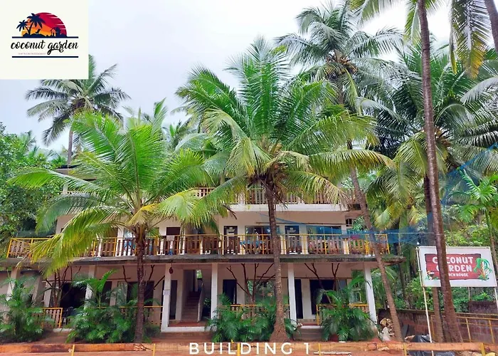 Coconut Garden Beach House Malvan