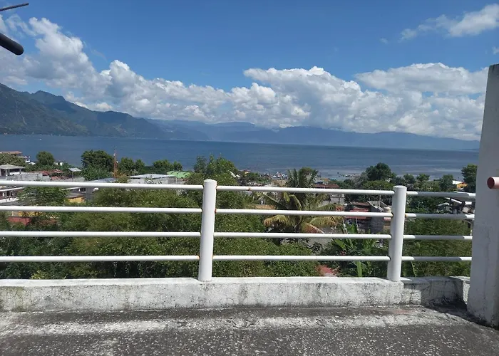 Hotel Peneleu San Pedro La Laguna