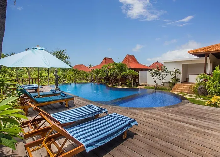 Pondooks Joglo Hotel Nusa Lembongan