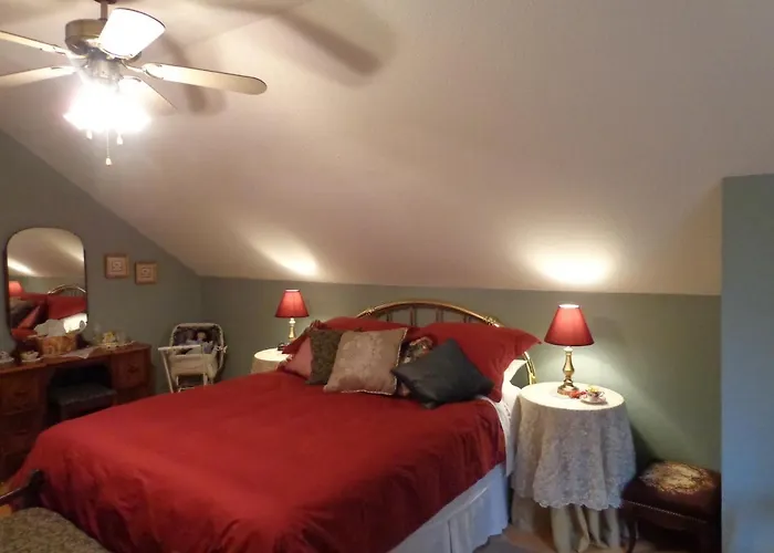 Tea Cozy Bed & Breakfast Qualicum Beach