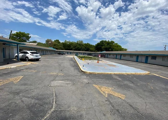 Western Inn Tulsa