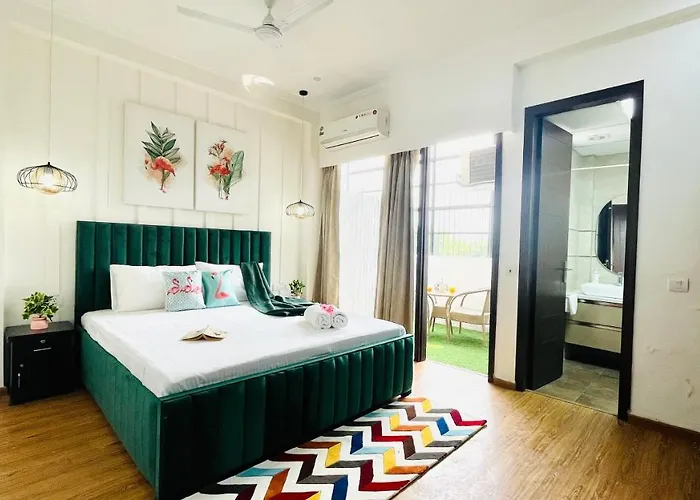 Olive Service Apartments - City Centre Noida