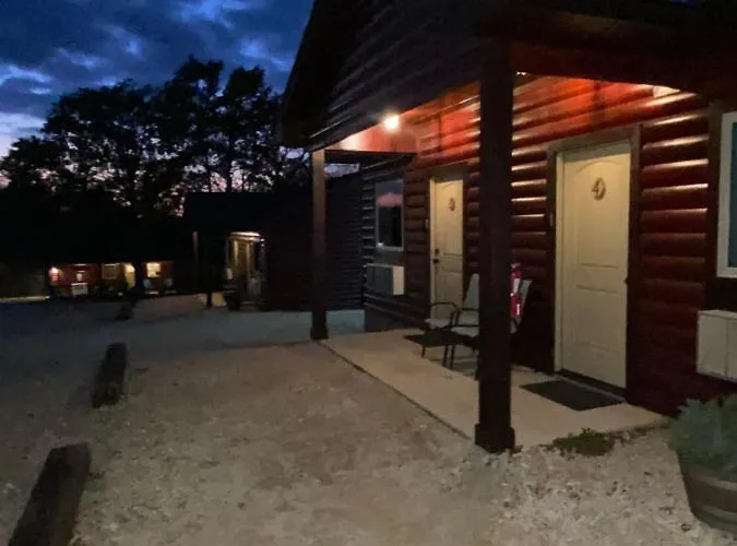 The Woods Lodging Kingston