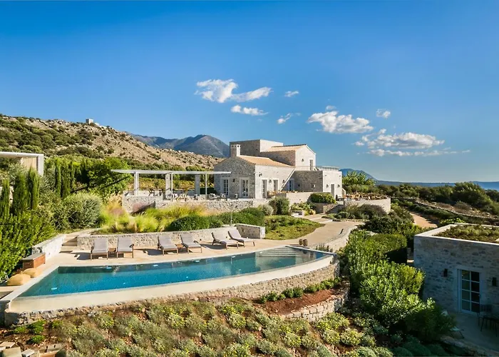 Aria Estate Suites & Spa Areopoli
