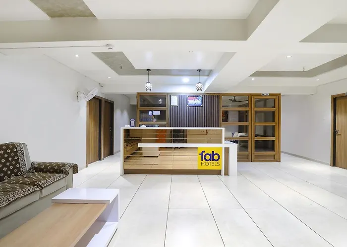 Fabhotel Bharosa Inn Ahmedabad