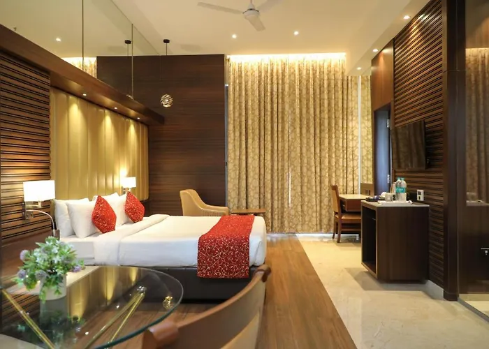 Hotel Gurudev Grand Kalyan