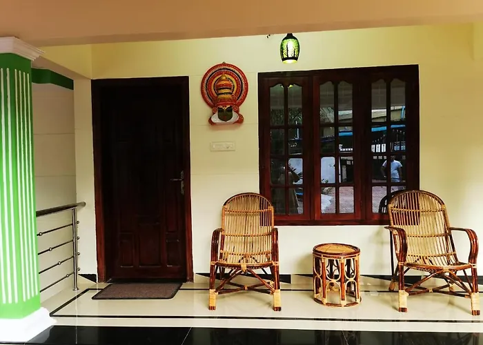 J2 Home Stay - Luxury Homes With Caravan Services Thiruvananthapuram