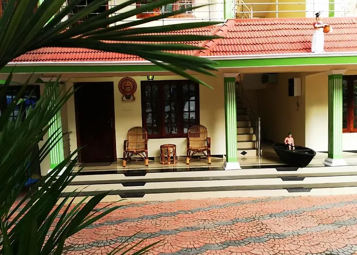 J2 Home Stay - Luxury Homes With Caravan Services Thiruvananthapuram
