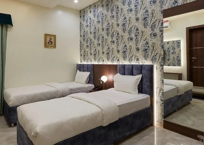 Hotel Rose Gold Ahilyanagar