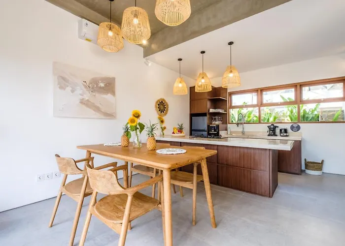 Octo 1 - Private Villas, Modern Style, Near Beach Canggu