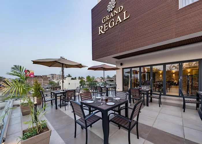 Grand Regal Hotel Chandoli