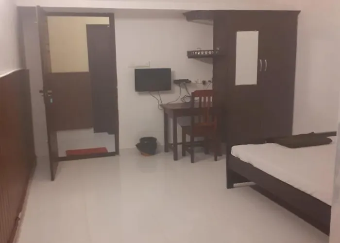 Tabish Inn Thiruvananthapuram