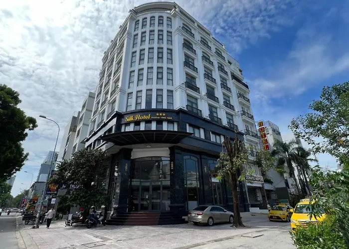 Silk Hong Ha Airport Hotel Ho Chi Minh City