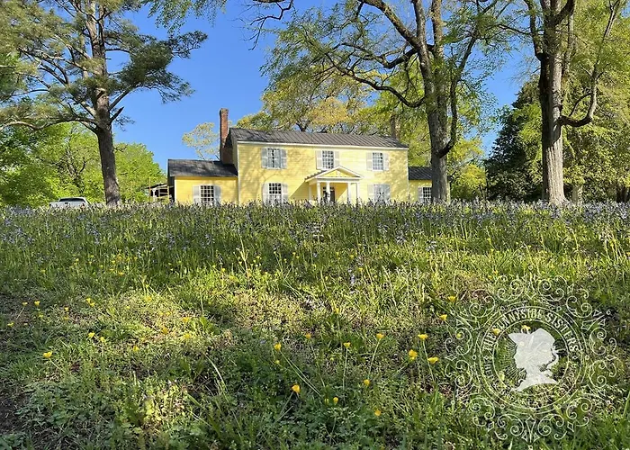 The Sunnyside Sisters Bed And Breakfast Clarksville