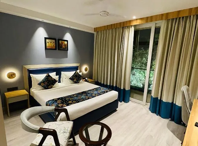 Hotel Malbork Inn @ Janakpuri Delhi 