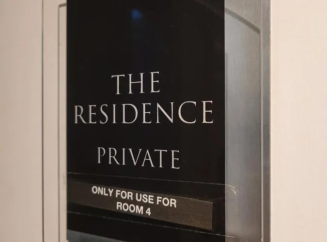 The Residence - No 8 Edinburgh