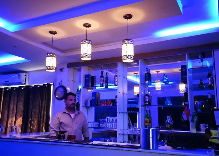 Hotel Gaurab Near Paltan Bazaar Dehradun