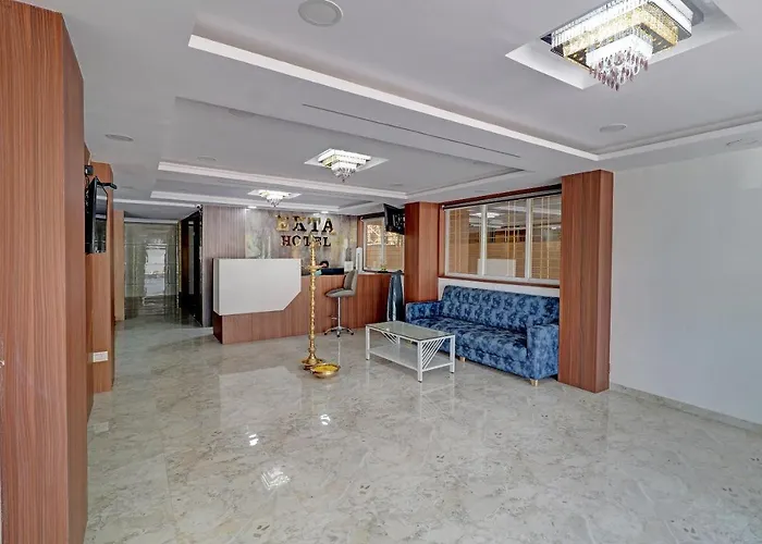 Ivory Suites Airoli