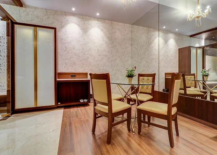 Hotel Gurudev Grand Kalyan