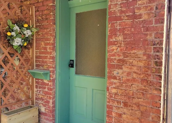 Art And Lodging South Bend