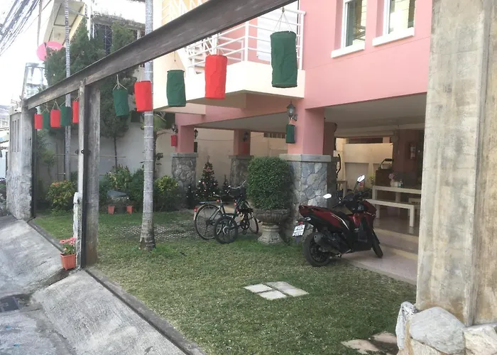 Triple Palms House Hotel Chiang Mai