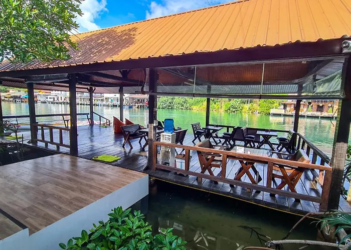 Baan Rim Nam Hotel Koh Chang